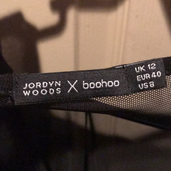 BOOHOO x Jordyn Woods Teddy - Picture 3 of 4